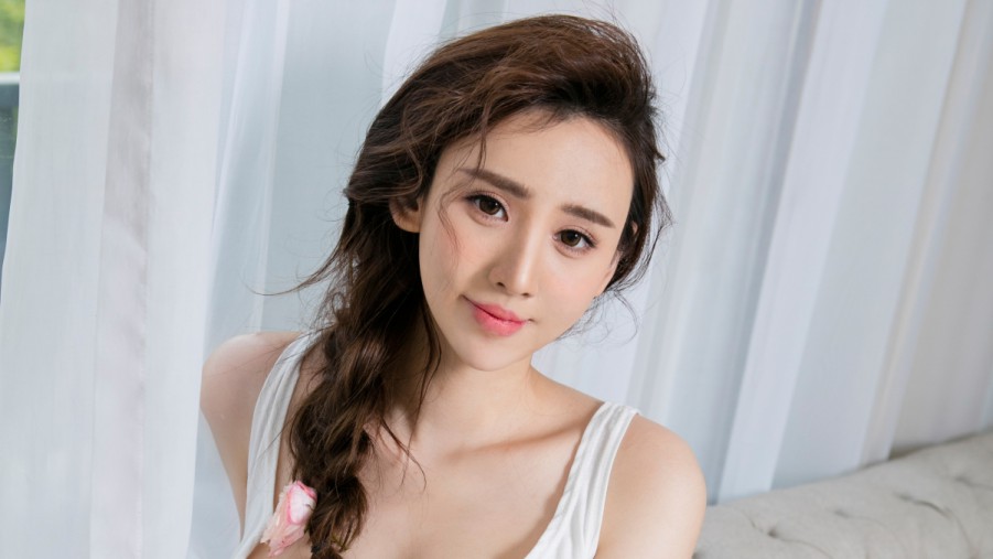 丑闻韩国电影高清在线观看海报