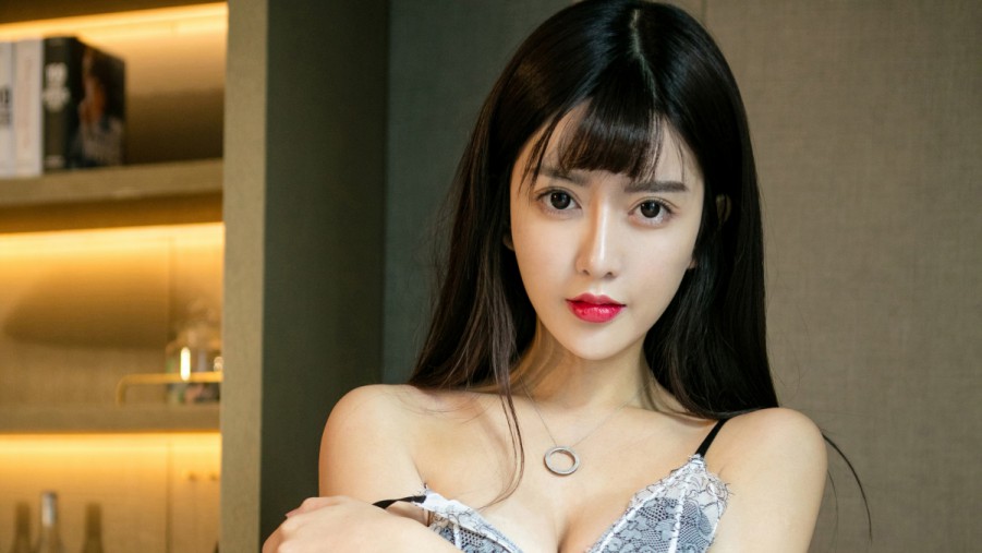 丑闻韩国电影高清在线观看海报