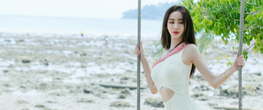 丑闻韩国电影高清在线观看海报