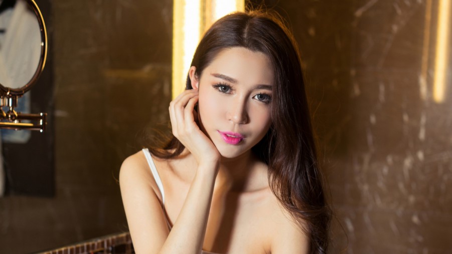 丑闻韩国电影高清在线观看海报
