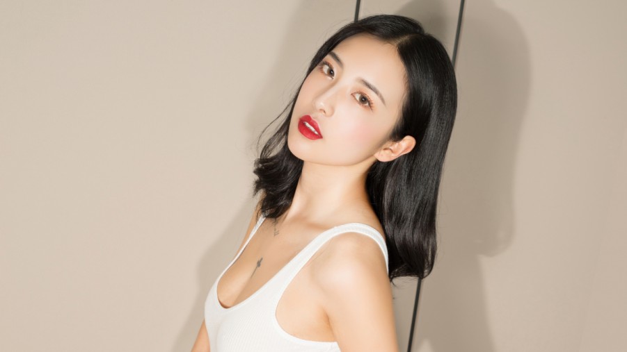 丑闻韩国电影高清在线观看海报