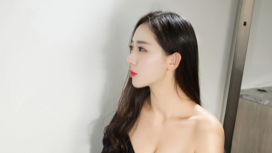 丑闻韩国电影高清在线观看海报